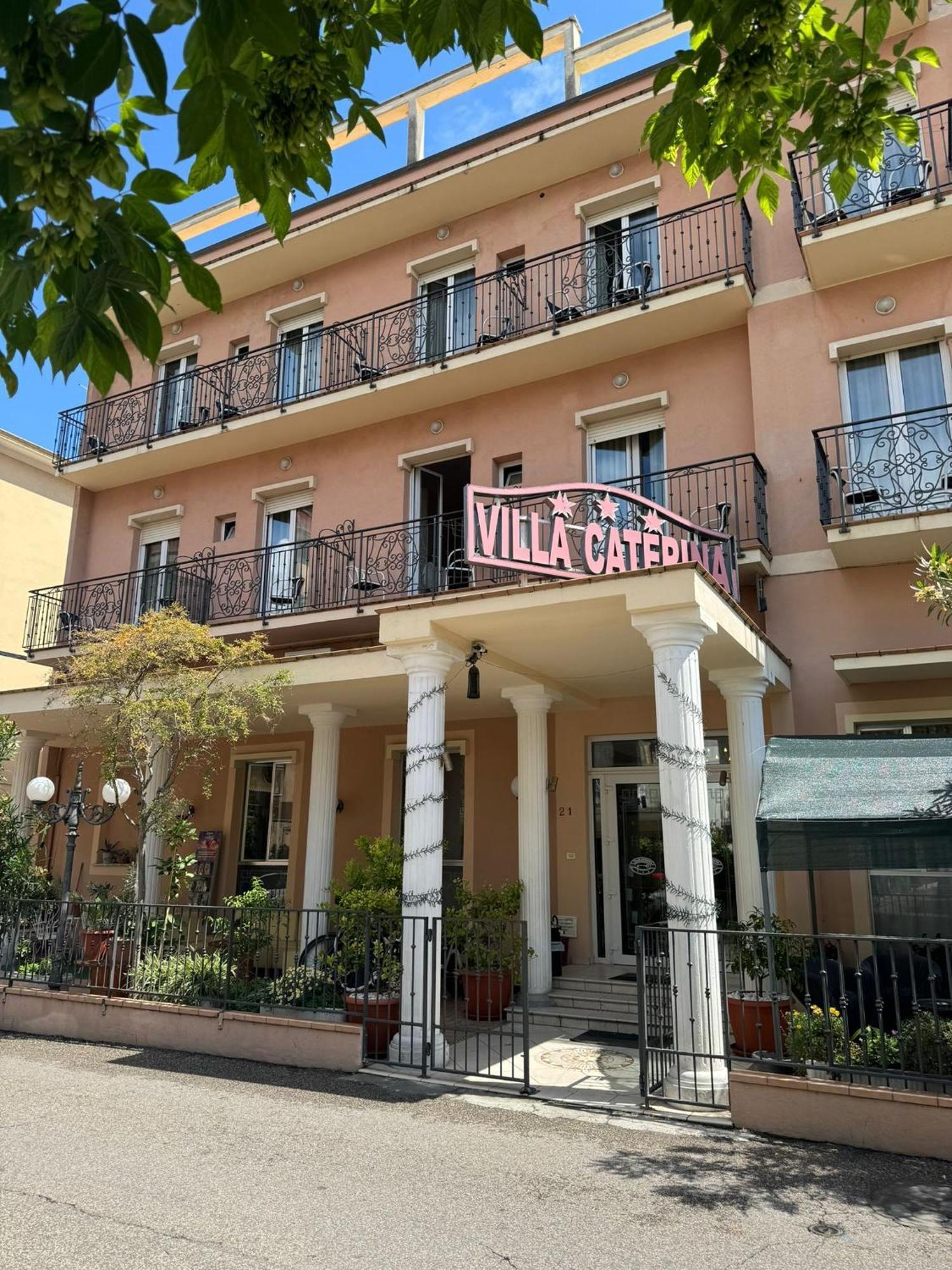 维拉卡特里纳酒店 里米尼 外观 照片